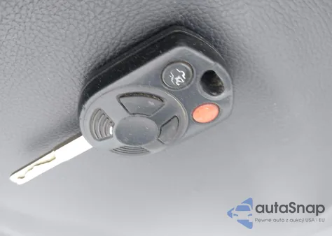 2012 Ford Focus Se z USA, uszkodzony, nr VIN 1FAHP3K22CL394088